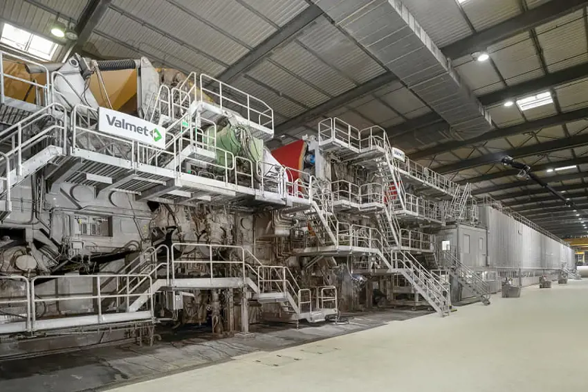 Alizay's paper machine converted into board machine