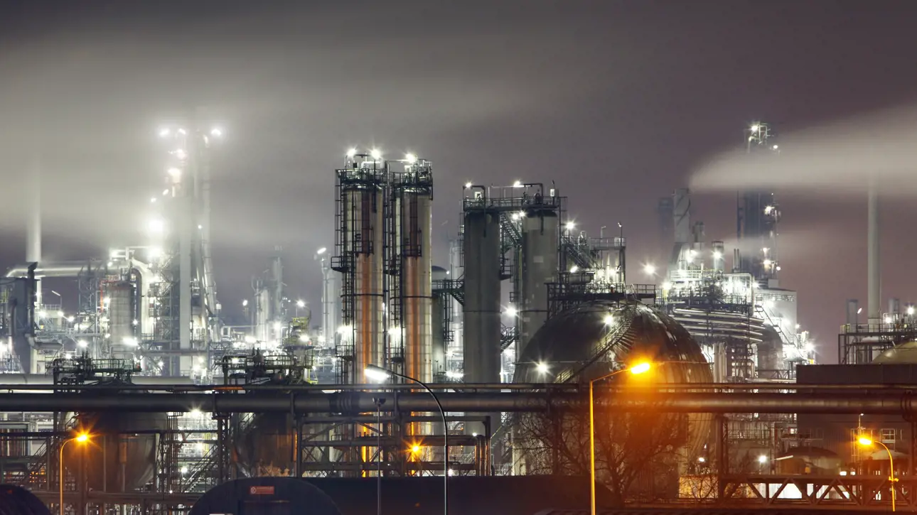 Neles-oil-gas-plant-shutterstock-73741291.jpg