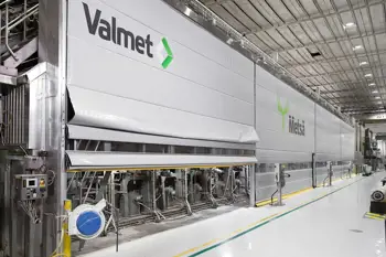 Metsä Board Simpele: Valmet Fold-up Wall for closed hood